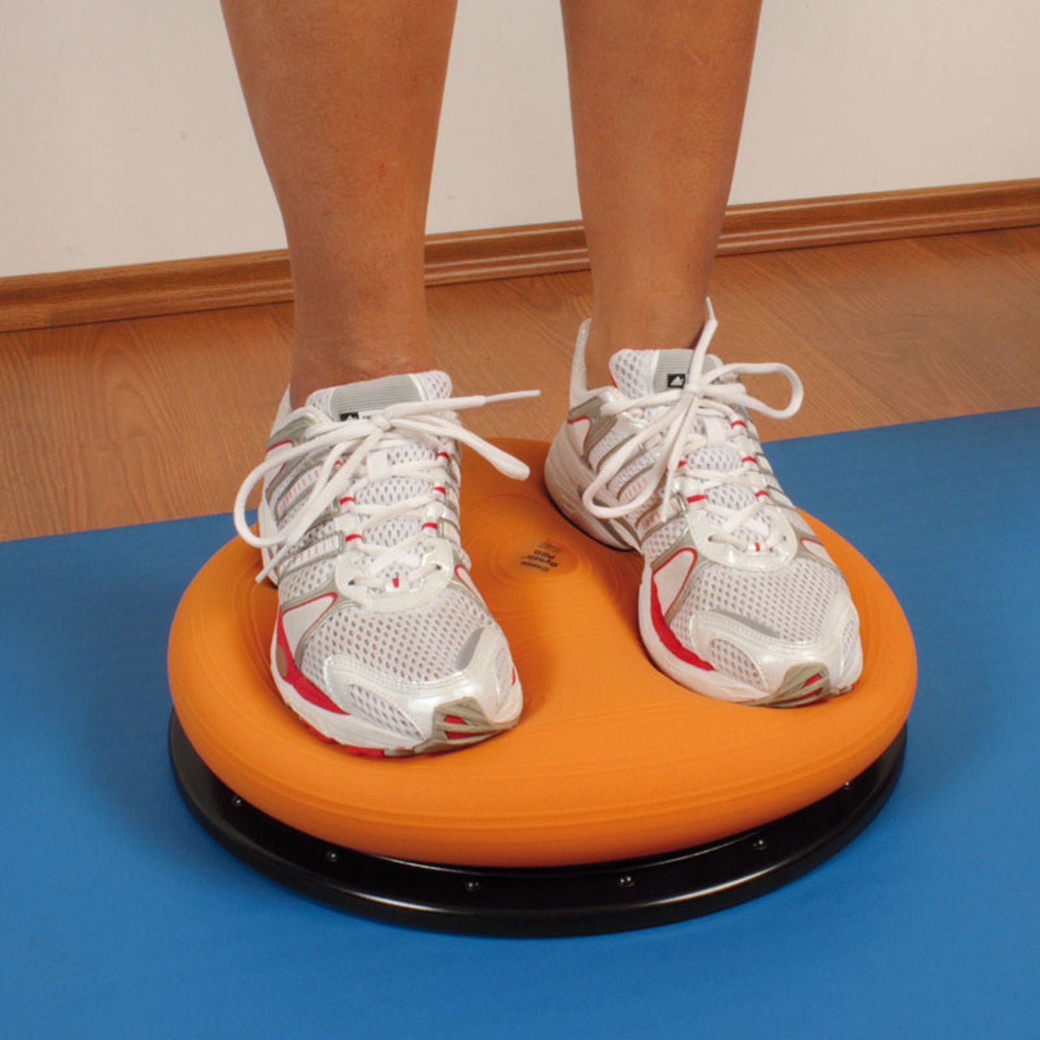Dynair-Pro-Balancetrainer-Stand-1500x1500
