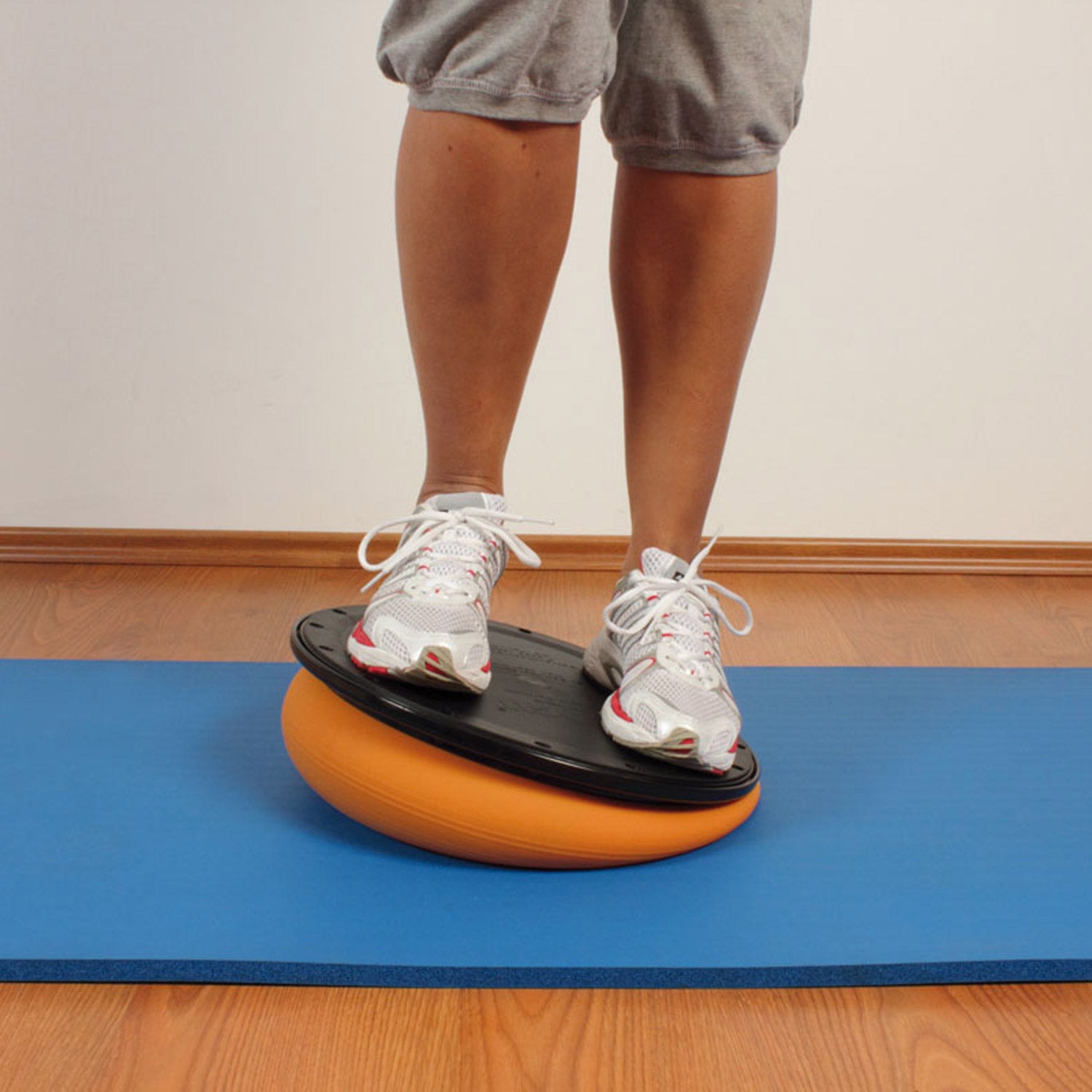 Dynair-Pro-Balancetrainer-Stand2-1500x1500