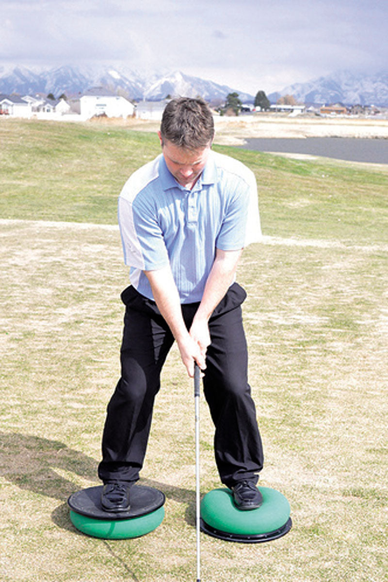 Golf-Schwungtraining-auf-dem-Dynair-Golf-Set